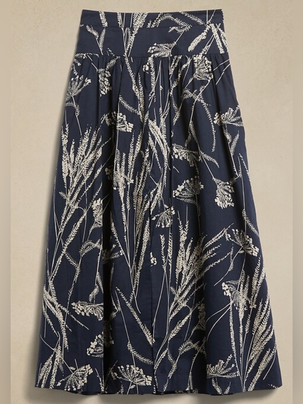NWTs Banana Republic Maxi Skirt
